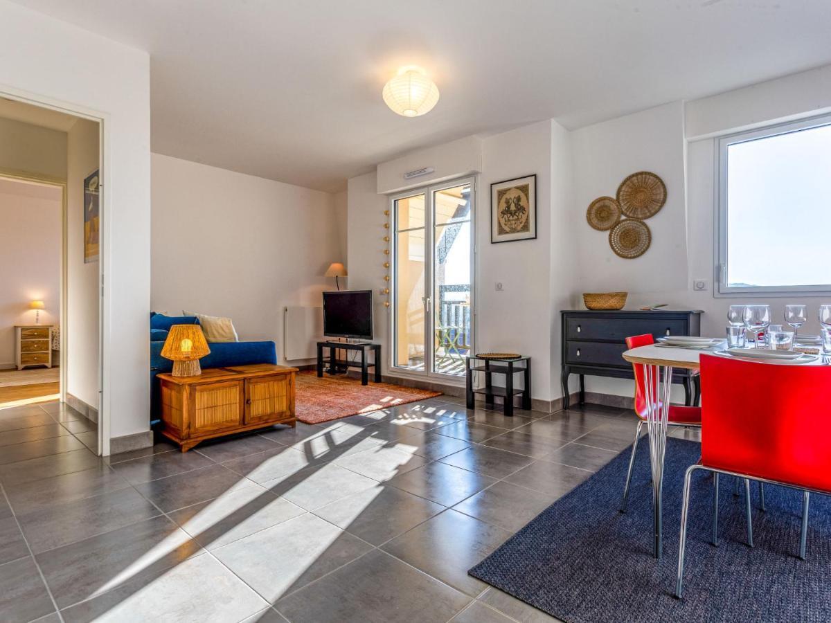 Apartment Les Arts-2 By Interhome Довиль Экстерьер фото