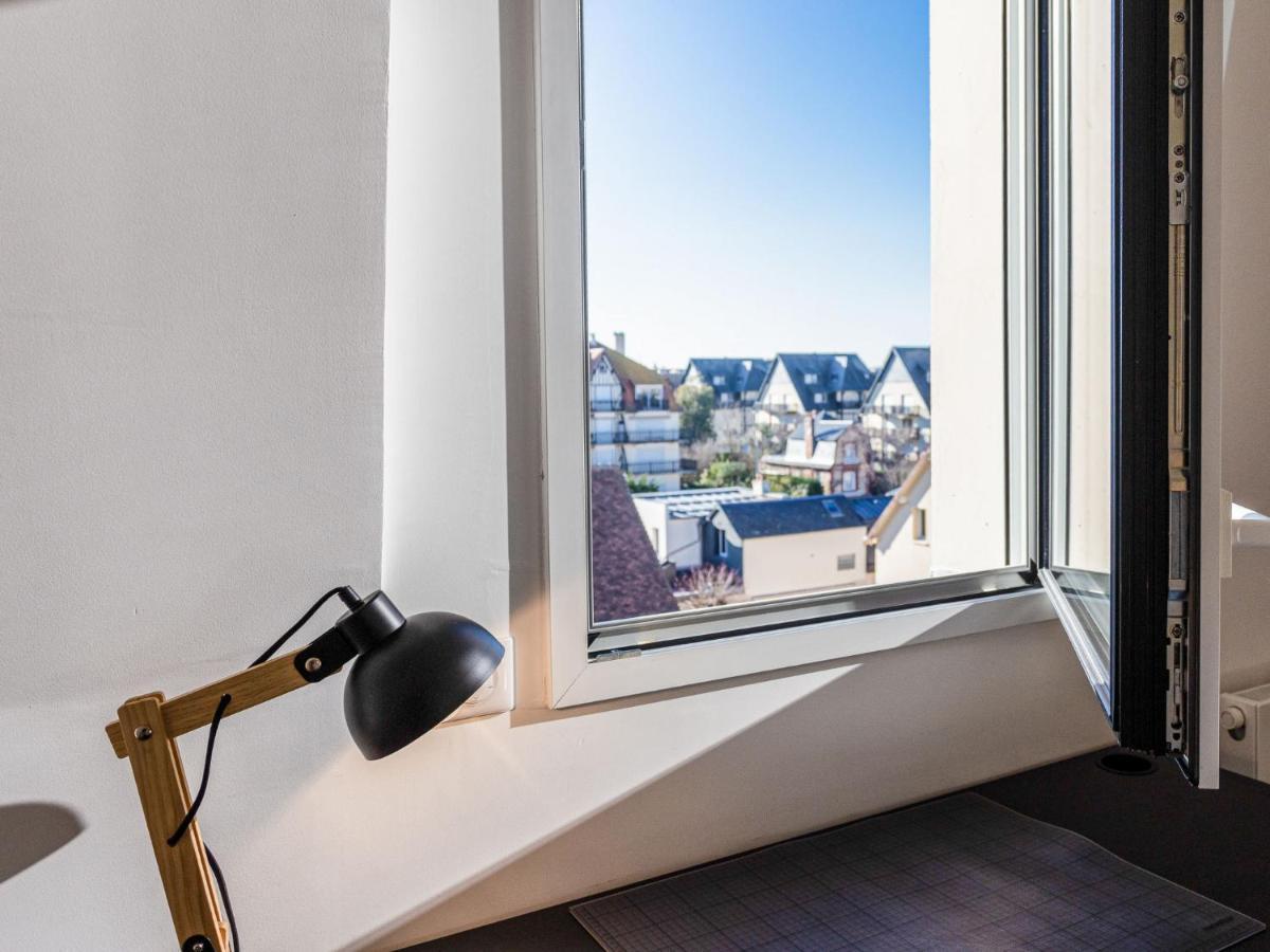 Apartment Les Arts-2 By Interhome Довиль Экстерьер фото